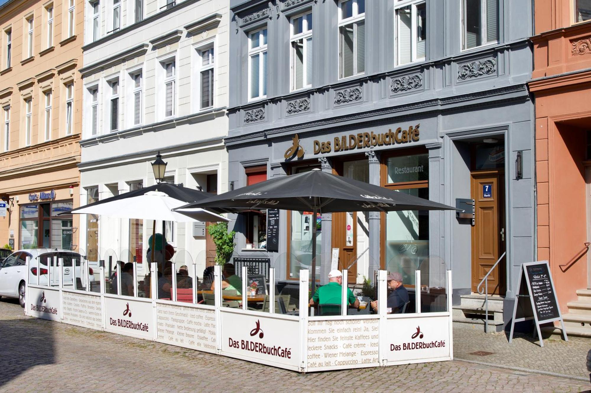Das Bilderbuchcafe - Ferien - Apartment No 3 - Markt 7 Havelberg Exterior foto